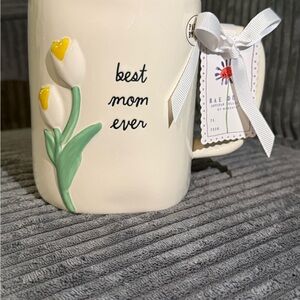 Rae Dunn White Ceramic Mug with White & Yellow Tulips - ‘Best Mom Ever’- NWT